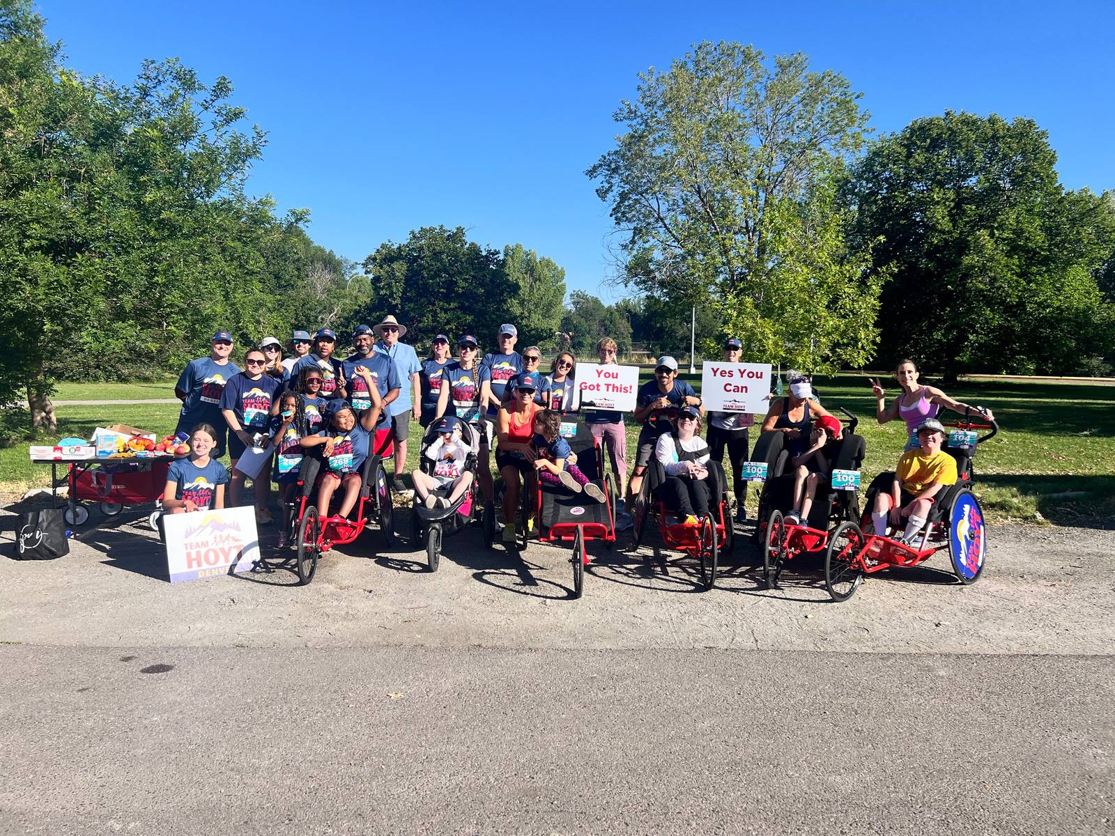 Team Hoyt Denver runners and riders on course